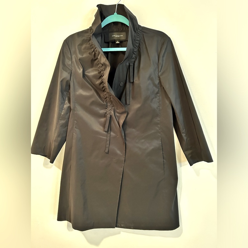 Stunning Ann Taylor unlined coat